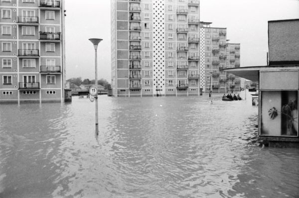 Povodeň a 300-ročnú vodu v R. Sobote zachytil na fotografiách