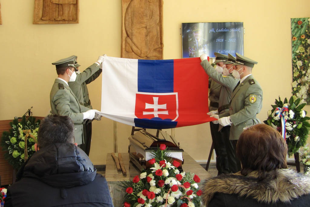 pohreb vojenského veterána Ladislava Sládeka