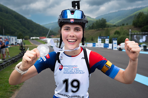 Biatlonistka z Revúcej získala na majstrovstvách sveta v letnom biatlone striebro