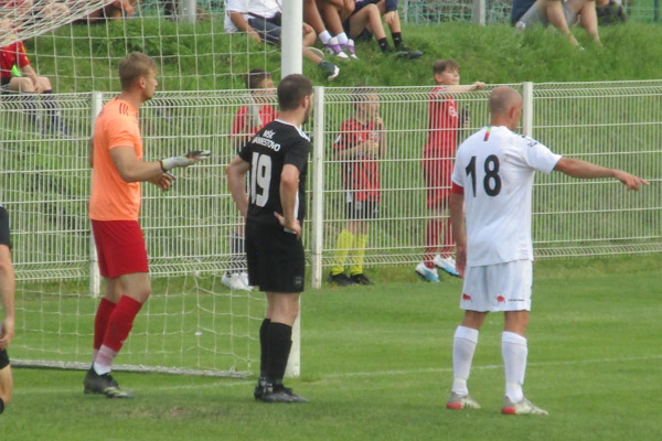 Soboťania prehajdákali v Medzibrode dvojgólový náskok a v rozstrele vypadli z pohára