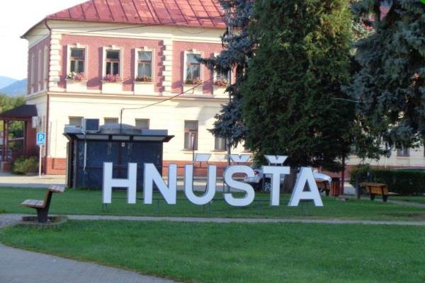 Technické služby mesta v Hnúšti prešli pod mestský úrad ako oddelenie služieb. Má nového šéfa
