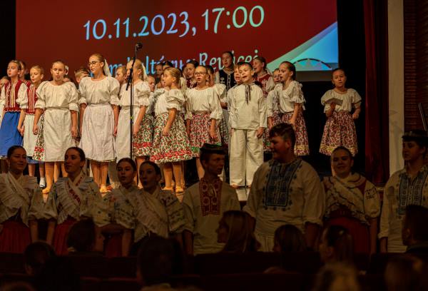 Gemerskú podkovičku ukuli pre mladých folkloristov i na počesť zakladateľky detskej ľudovej hudby