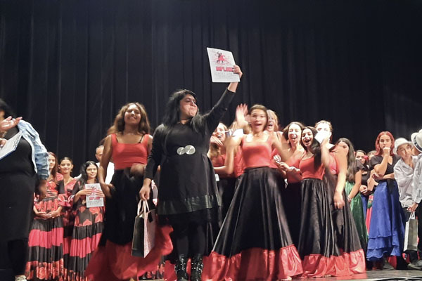Hnúšťa opäť ožila súťažou vo folklórnom rómskom tanci