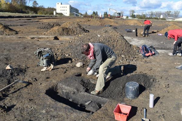 Pri výstavbe priemyselného parku v R. Sobote našli muníciu. Archeológovia tam predpokladajú zaniknutú dedinu