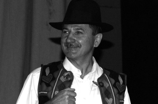 Odišiel choreograf i spevák FS Rimavan. Vladimír Petrinec bol výraznou postavou kultúrneho života