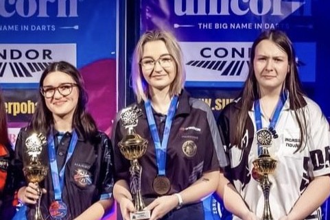 Talentovaná šípkarka Jamnická z R. Soboty triumfovala na majstrovstvách Slovenska do 23 rokov