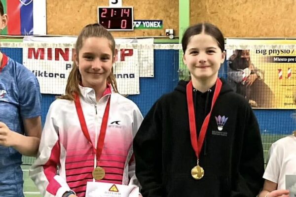 Rimavskosobotská bedmintonistka Orosová kraľovala vo štvorhre a vo dvojhre brala striebro