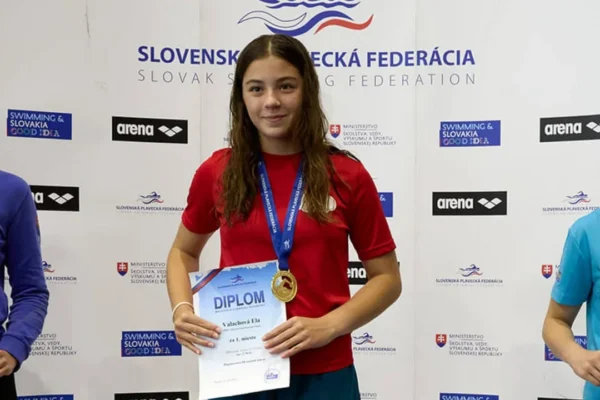 Horváthová z Chrámca štartuje na ME. Rimavskosobotská plavkyňa Valachová získala štyri tituly na M - SR