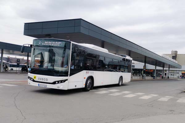 MHD v Rimavskej Sobote produkuje straty, primátor avizuje škrtanie spojov