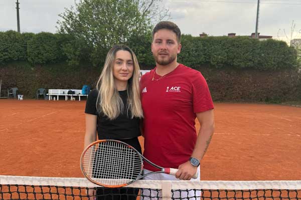 Tenisová akadémia ACE v R. Sobote pôsobí v novom areáli. Kurty zrekonštruovali, trénujú aj kondične