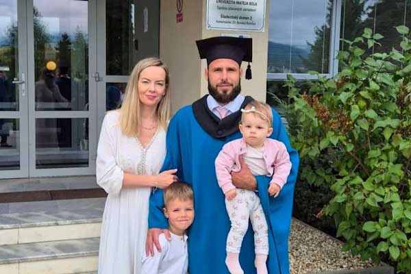 Futbalista Migaľa ukončil promóciami vysokoškolskú kapitolu a bude z neho učiteľ. Rodák z Hnúšte predĺžil spoluprácu s MFK Dukla B. Bystrica