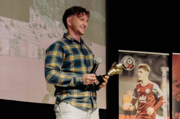 Perspektívny tréner Kršák prevzal v Podbrezovej mladších žiakov. Rodák z Hnúšte získava ocenenia za svoju prácu