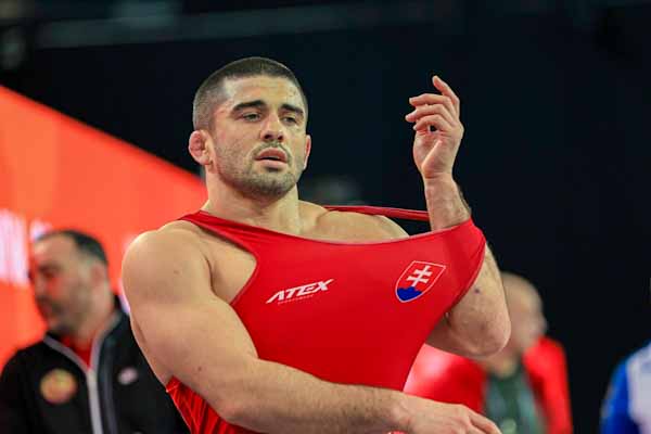Zápasník Lokomotívy R. Sobota cestoval na svetový šampionát ako jednotka v rebríčku. Gulaeva zastavil súper z Azerbajdžanu