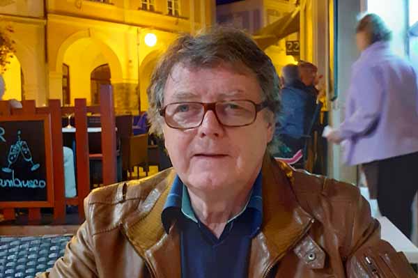 Lekár Lebeda z Hnúšte ordinuje už viac ako polstoročie.  O odchode neuvažuje a píše básničky
