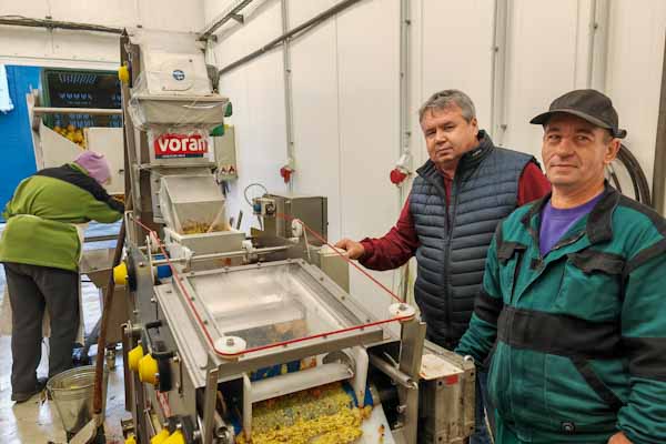 Gemerprodukt ponúka v R. Sobote poctivé šťavy, vína a destiláty z vlastnej úrody vo Valiciach. Získava viaceré ocenenia