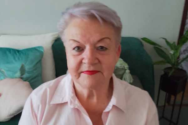 Divadelníčka Balcarová z R. Soboty opäť stojí na ochotníckom javisku. Dosahovala veľmi dobré výsledky i v ľahkej atletike