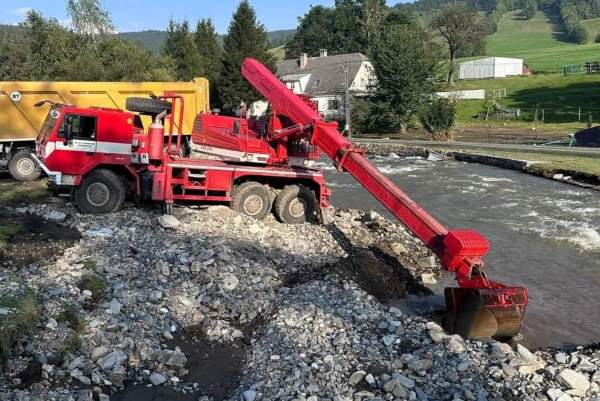 V Tisovci vyrobia špeciálne stroje za 15 miliónov eur. Pomôžu chrániť Slovensko pred povodňami