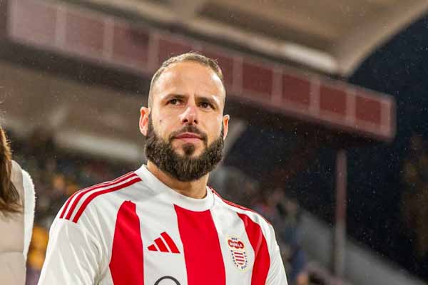 Futbalista Migaľa hodlá prispieť k postupu B. Bystrice. Rodáka z Hnúšte práca učiteľa veľmi baví