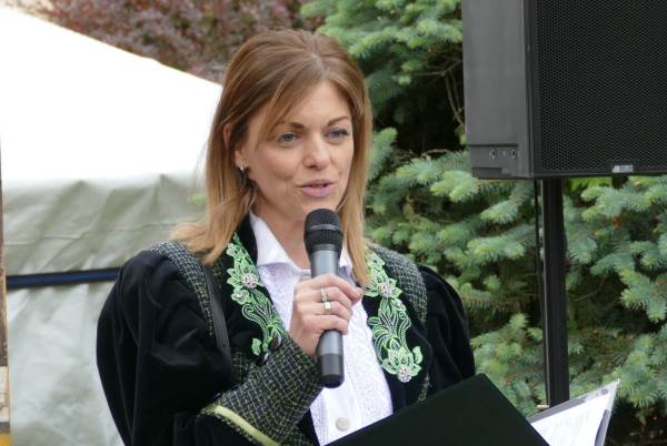 Szilvia Tóth z R. Soboty našla svoje miesto v regionánej televízii aj v múzeu. Baví ju prekladateľstvo