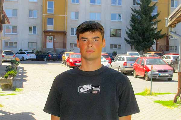 Sojka odohral prvý dvojgólový zápas medzi mužmi. Mladík z R. Soboty pomohol k výhre Lučenčanom