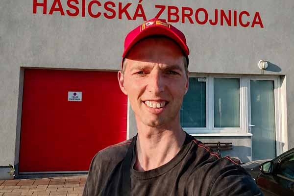 DHZ Rimavská Baňa oslavuje jubileum. Dobrovoľníkov vedie profesionálny hasič Struhár