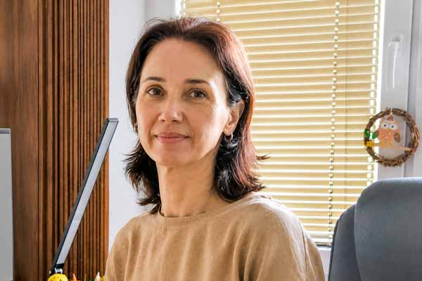 Hnúšťanskú základnú školu povedie dlhoročná učiteľka. Martina Slimáková z N. Skálnika chce staviť na otvorenú komunikáciu