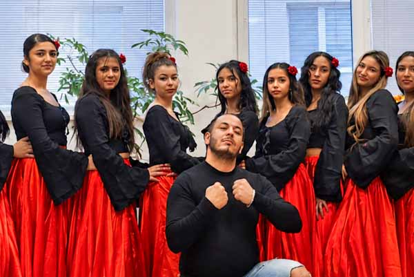 Tancom motivujú deti k lepšiemu životu. Gipsy Luna reprezentovala Lovinobaňu na Miss Roma