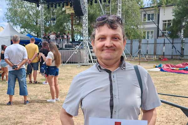 Z učiteľa informatiky sa stal riaditeľ. Miroslav Obročník chce školu v Jesenskom pripraviť na éru umelej inteligencie
