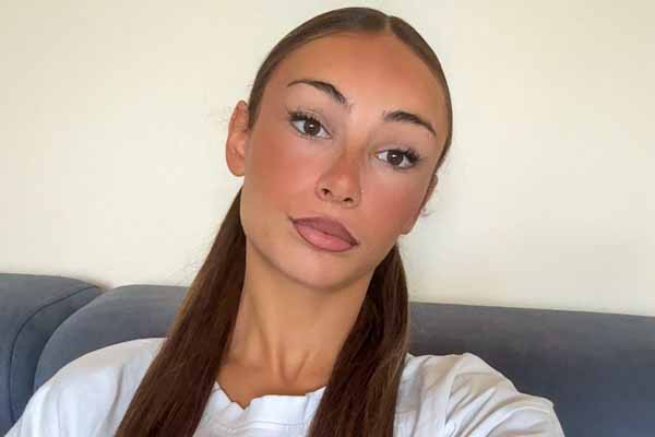 Hnúšťanka Lea Vojenčiaková miluje tanec a lásku k nemu má možnosť odovzdávať ďalej. Je novou učiteľkou v ZUŠ-ke