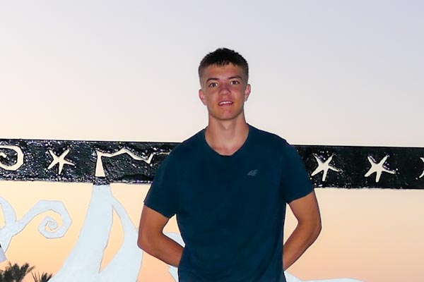 Hnúšťan Vince hráva extraligu dorastencov za Spišiakov. Mieni byť produktívnejší než vlani