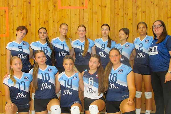 V Hnúšti triumfovali Banskobystričanky, tradičný memoriál preveril volejbalistky Iskry + foto