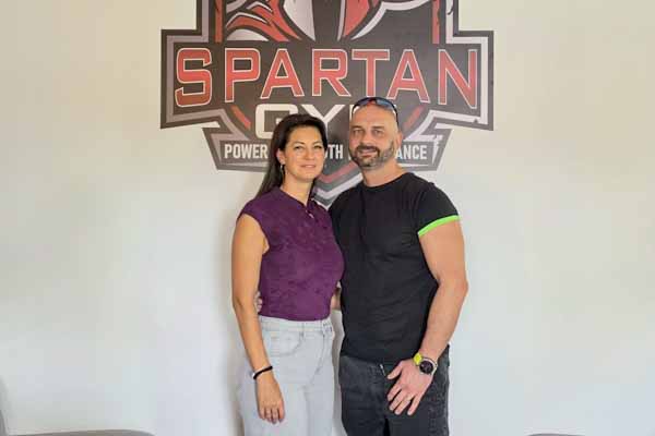 Vychutnajte si dokonalý tréning i kontrolu formy v Posing Roome. Spartan Gym posúva fitness v Rim. Sobote na novú úroveň